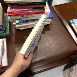 CHẠY ĐUA VỚI ROBOT – HỌC TẬP THỜI TRÍ TUỆ NHÂN TẠO (JOSEPH E. AOUN)- K4 1019474