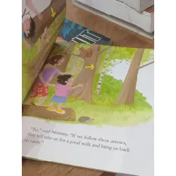Topsy and Tim Go Camping - Jean and Gareth Adamson 593863