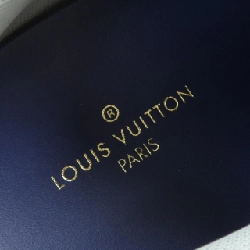 Giày sneaker LOUIS VUITTON - Hàng hiệu Authentic 905575
