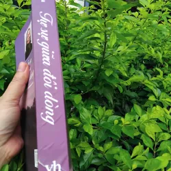 Tự sự giữa đôi dòng - Tuyển tập tác phẩm PGS TS Phạm Tú Châu  997349