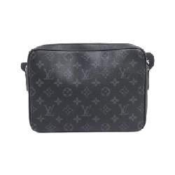 Túi đeo chéo ngoài trời Louis Vuitton Taiga Lama PM M30233 611787