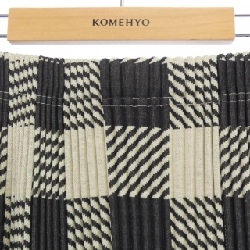 Pleats Please PLEATS PLEASE Kiểu kẻ 2014 PP43-JG733 7569082 Váy - Hàng hiệu Chính hãng 813350