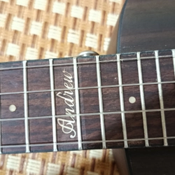 Ukulele Concert Andrew Cẩm Ấn M81G đầy đủ phụ kiện 546251