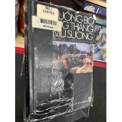 (TẶNG BOOKMARK) Chuồng bò trong tháng mù sương mới 70% ố bẩn có dấu mộc và viết nhẹ trang đầu 2002 Nhiều tác giả RBK0906 SÁCH VĂN HỌC