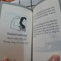 Từ điển THẾ GIỚI CẢM XÚC [từ hay và lạ các nước] bộ 2 tập. Tg. CHUYỆN. Xb Kim Đồng 2021 748758