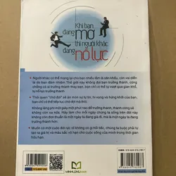 Khi Bạn Đang Mơ Thì Người Khác Đang Nổ Lực 602849