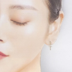 K18YG Bông tai kim cương chéo 0.30CT - Hàng hiệu Chính hãng 868119