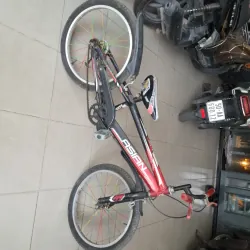 Xe đạp dáng thể thao trẻ em 5t - 9 tuổi