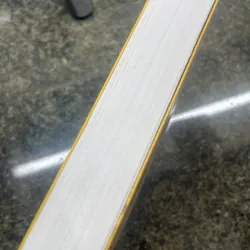 Bí ẩn nĩa ba răng Fred Vargas 713309