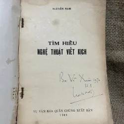 Tìm hiểu hiểu nghệ thuật viết kịch -1969 934168