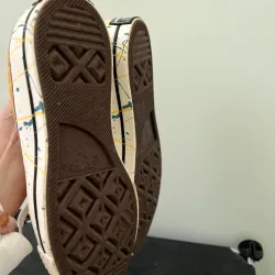 Giày thể thao Converse vẽ họa tiết màu vàng nâu size 37 778412