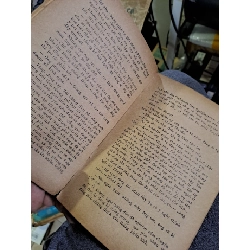 Thuyền trưởng blood mới 70% ố chóc bìa 1988 Văn học nước ngoài HCM1709 923719