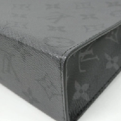 Túi xách Louis Vuitton Monogram Eclipse Reverse Pochette Voyage M69535 - Hàng hiệu Chính hãng 804101