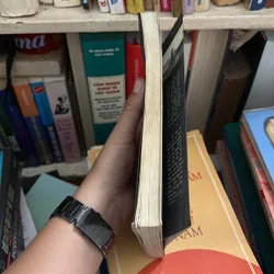 II Bí Mật Cuộc Đời Người Mỹ Làm “Sống Lại” Đặng Thuỳ Trâm - FREDERIC WHITEHURST - 2005 675182