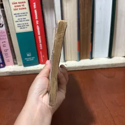 II Văn Học: Người Cười - VICTO HUYGO - 1988 751109