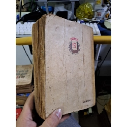 Giấy trắng Triệu Xuân Tiểu thuyết mới 70% ố 1985 Văn học Việt Nam HCM1709 923239