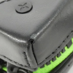 Túi đeo chéo Louis Vuitton Monogram (LV Friends) Soft Trunk Phone Box M80144 613688