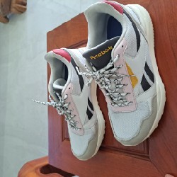 giầy Reebok side 38.5