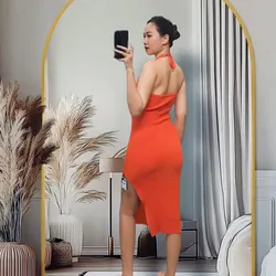 Đầm Cam tươi  - size M và L - chất Len  - mới 95% - không lỗi  701096