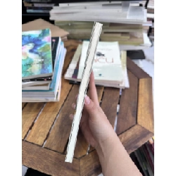 Em Đã Đốt Thơ Tình Anh Tặng - Hoàng Việt Hằng - Hoàng Việt Hằng 961083