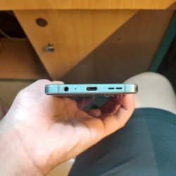 cần bán xác blackberry motion bể màn hình 539006