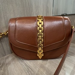 Túi charles & Keith hàng chính hãng 