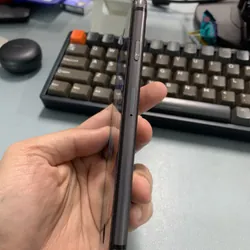 iphone 8 nguyên zin, mới thay pin DL 100%, đẹp 702828