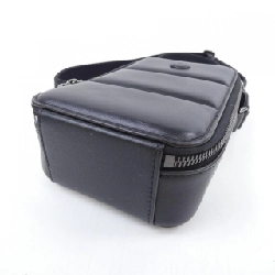 Túi MONCLER VARTICAL - Hàng hiệu Chính hãng 901782