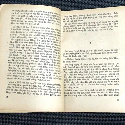 Người đàn bà có gương mặt trăng rằm 995839