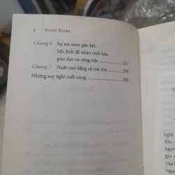 Brené Brown - SỰ LIỀU LĨNH VĨ ĐẠI, việc dũng cảm để sống, yêu thương và dạy dỗ con cái 319788