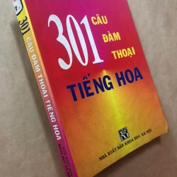 Sách cũ 301 câu đàm thoại tiếng Hoa - Học viện Ngôn ngữ Bắc Kinh 305518
