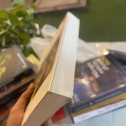 NHỮNG ĐỈNH NÚI DU CA: MỘT LỐI TÌM VỀ CÁ TÍNH H’MÔNG - NGUYỄN MẠNH TIẾN  1022999