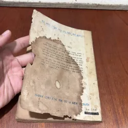 II Văn Học: Người Cười - VICTO HUYGO - 1988 751109