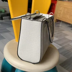 Túi hộp vuông 972666