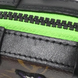 Túi đeo vai Louis Vuitton Monogram (LV Friends) Soft Trunk Phone Box M80144 - Hàng hiệu Chính hãng 767960