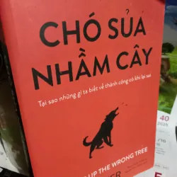chó sủa nhầm cây