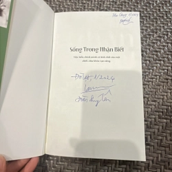 Sống trong nhận biết  463538