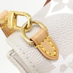 Ba lô Tiny By The Pool M45764 của Louis Vuitton 611263
