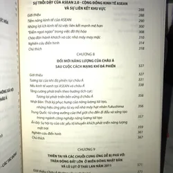 Châu Á chuyển mình 705343