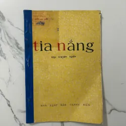 Tia nắng – Nhiều tác giả (NXB Thanh Niên)