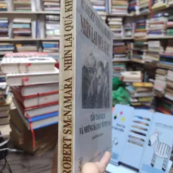 Sách: Nhìn lại Quá Khứ - Tấn thảm kịch và những bài học về Việt Nam (A2) 587373