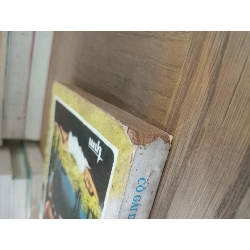 Cô gái da trắng phải chết - Lê Tuấn Đạt dịch