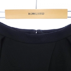 Chân váy EMPORIO ARMANI - Hàng hiệu Authentic 814468