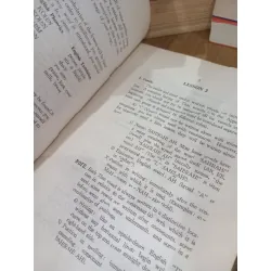 Modern Thai - Gordon H. Allison 687960