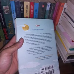 Không ai sống giống ai trong cuộc đời này 571179
