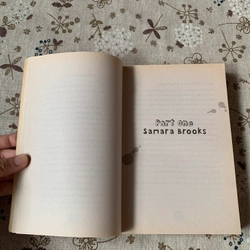 Sách ngoại văn That's Life, Samara Brooks, Used, Chapter Book 444125