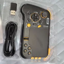 Tay cầm chơi game IINE Mousepad Pro cao cấp mới 99% 971389