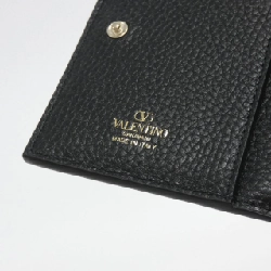 【Sản phẩm mới】Ví Valentino Garavani 4W2P0W06VSH 622152