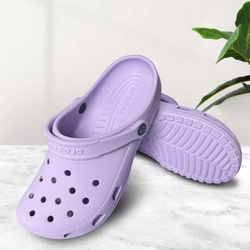 Dép Crocs tím pastel 
