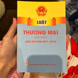 Luật thương mại nhà xuất bản chính trị quốc gia sự thật  283098